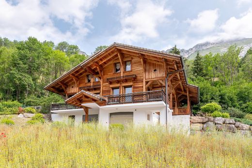 Abondance, Haute-Savoieの一戸建て住宅