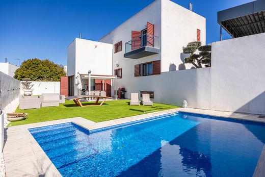 Detached House in Dos Hermanas, Province of Seville