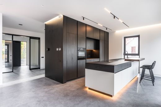 Luxe woning in Upesciems, Garkalnes novads