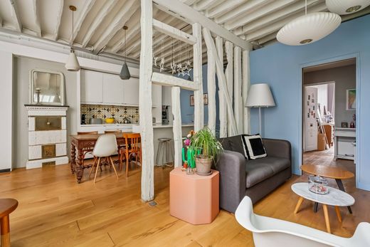 Apartment in Temple, Rambuteau – Francs Bourgeois, Réaumur, Paris