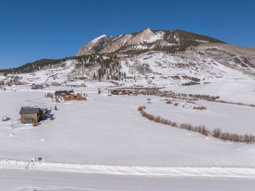 Crested Butte, Gunnison Countyの土地