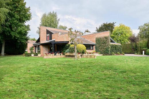 Detached House in Mouvaux, North