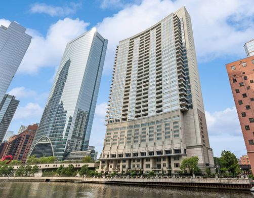 Apartment / Etagenwohnung in Chicago, Cook County