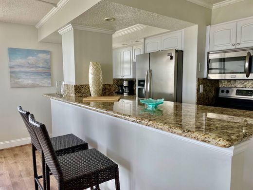 Apartment in Pompano Beach, Broward County