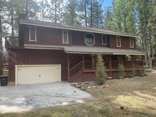 Einfamilienhaus in Big Bear City, San Bernardino County