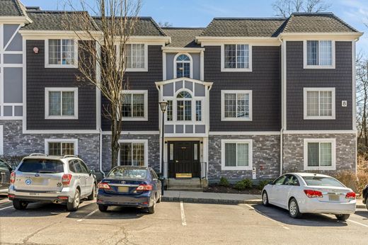 Apartment in Morristown, Morris County