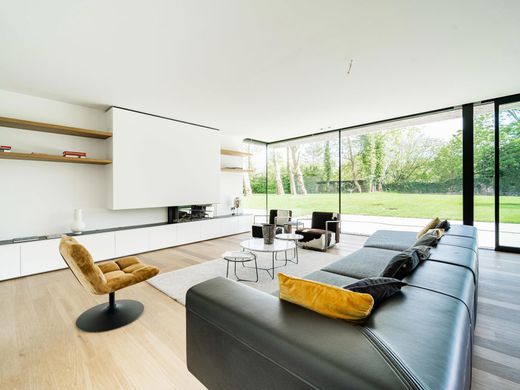 Maison individuelle à Rhode-Saint-Genèse, Brabant-Flamand