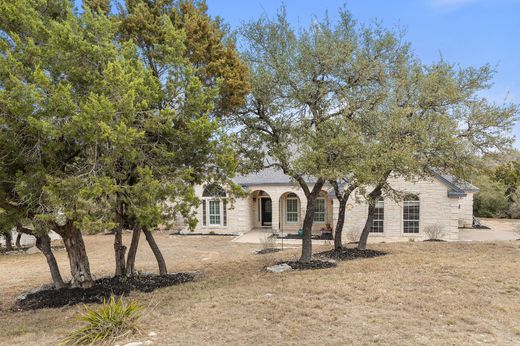Luxury home in Dripping Springs, Hays County