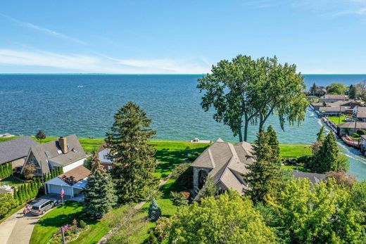 Einfamilienhaus in Saint Clair Shores, Macomb County