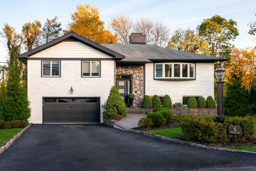 Detached House in Eastchester, Bronx County