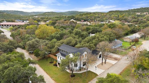 Luxury home in Jonestown, Travis County