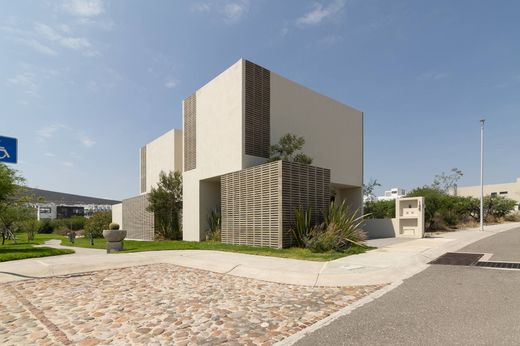 Casa en El Marqués, Nopala de Villagrán