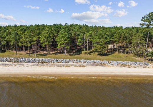 Land in Oriental, Pamlico County