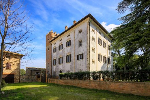 Villa Montepulciano, Siena ilçesinde