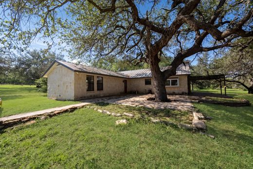 Casa en Lytle, Atascosa County