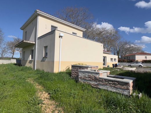 Einfamilienhaus in Verfeil, Haute-Garonne