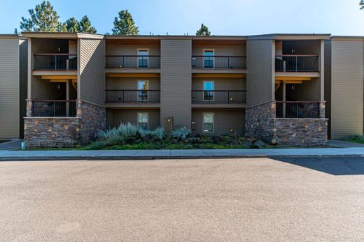 Apartment in Bend, Deschutes County