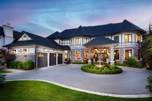 Detached House in Toronto, Ontario