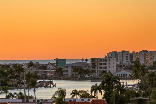 Apartment in Treasure Island, Pinellas County