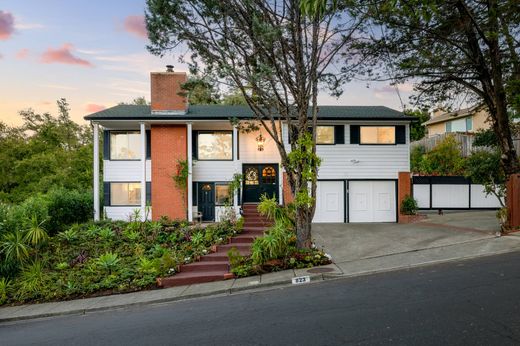 Detached House in San Rafael, Marin County