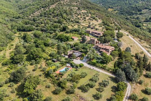 Detached House in Cortona, Province of Arezzo