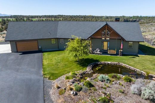 Luxury home in Terrebonne, Deschutes County