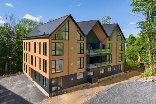 Apartment in Bromont, Montérégie