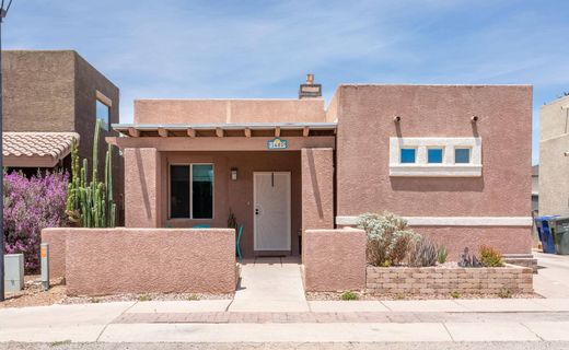 Detached House in Tucson, Pima County
