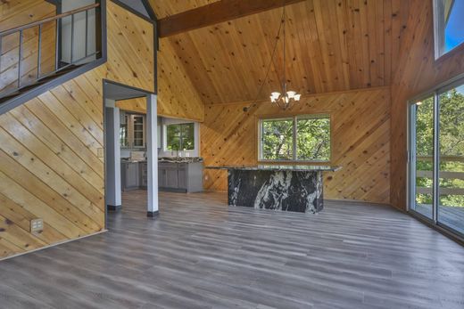 Vrijstaand huis in Lake Arrowhead, San Bernardino County