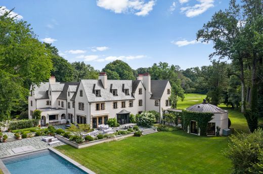 Detached House in Locust Valley, Nassau County