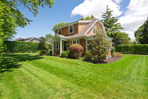 بيت مستقل ﻓﻲ Southampton, Suffolk County