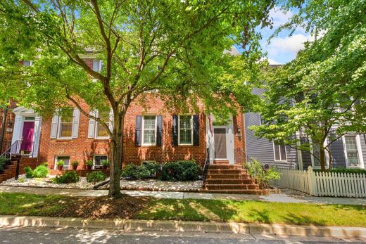 Luxury home in Gaithersburg, Montgomery County