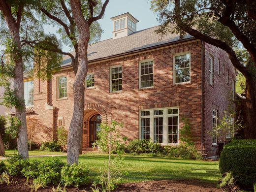 Detached House in Austin, Travis County