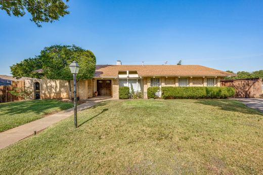 Casa en Farmers Branch, Dallas County