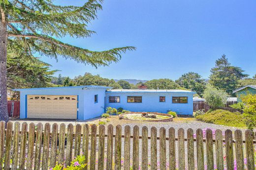Detached House in Del Rey Oaks, Monterey County