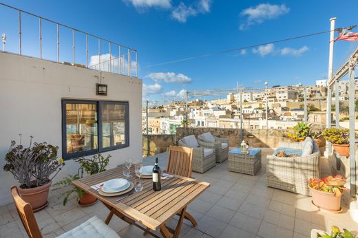 Townhouse - Kalkara, Il-Kalkara