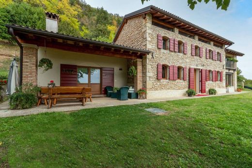 Casa en Pieve di Soligo, Provincia di Treviso