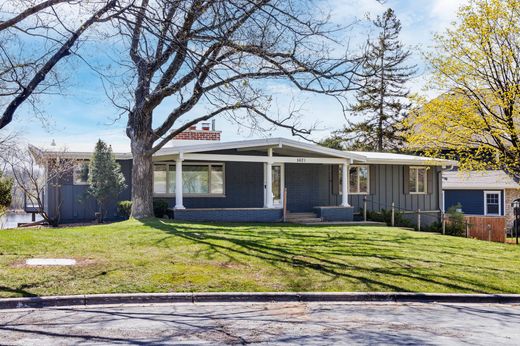 Detached House in Edina, Hennepin County