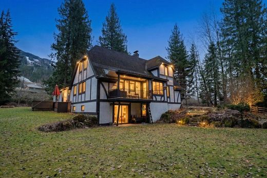 Detached House in Revelstoke, Columbia-Shuswap Regional District