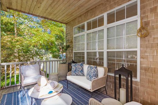 Detached House in East Hampton, Suffolk County