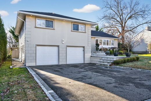 Einfamilienhaus in Roslyn, Nassau County