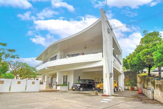 Detached House in Okinawa, Okinawa Shi