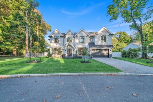 Detached House in Demarest, Bergen County