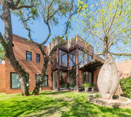 Casa de lujo en San Lorenzo, Departamento Central