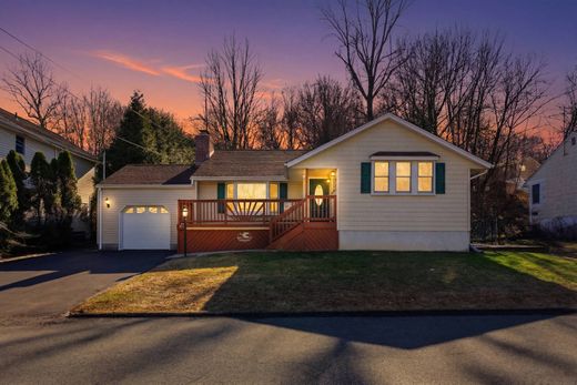 Detached House in Garnerville, Rockland County