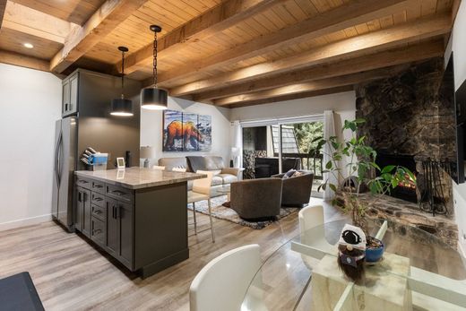 Apartment / Etagenwohnung in Incline Village, Washoe County