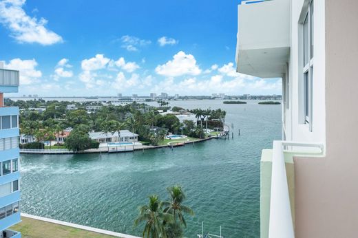 Daire Bay Harbor Islands, Miami-Dade County