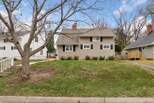Luxury home in Rockville, Montgomery County