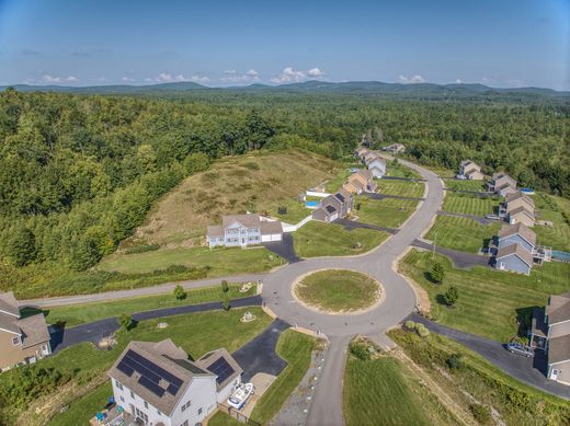 New Boston, Hillsborough Countyの一戸建て住宅