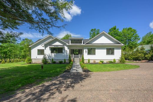 Detached House in Windham, Greene County